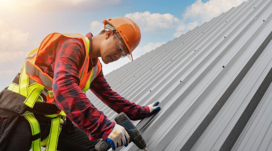 Professional gutter cleaning in Jacobson, MN
